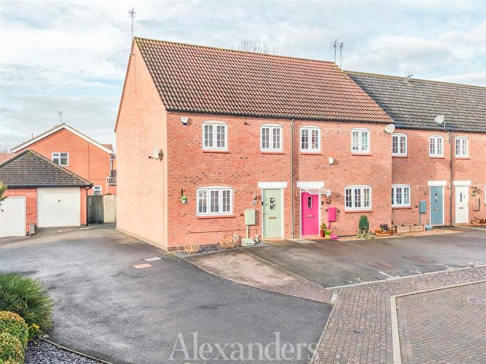 3 Bedroom End Of Terrace House For Sale In Roman Close, Barrow Upon Soar, LE12