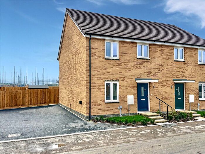 3 Bedroom Semi-Detached House For Sale In Pennywell, Bideford, Devon, EX39