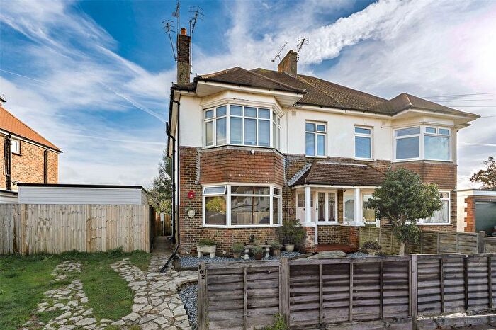 1 Bedroom Flat For Sale In Loxwood Avenue, Salvington, Worthing, West Sussex, BN14