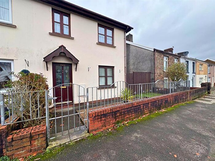 3 Bedroom End Of Terrace House For Sale In Bridgend Road, Maesteg, CF34