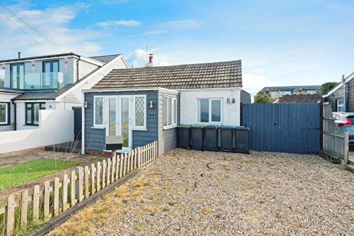 1 Bedroom Bungalow For Sale In Chrysler Avenue, Herne Bay, CT6