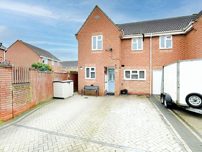 3 Bedroom End Of Terrace House For Sale In Burnet Close, Melksham, Wiltshire, SN12