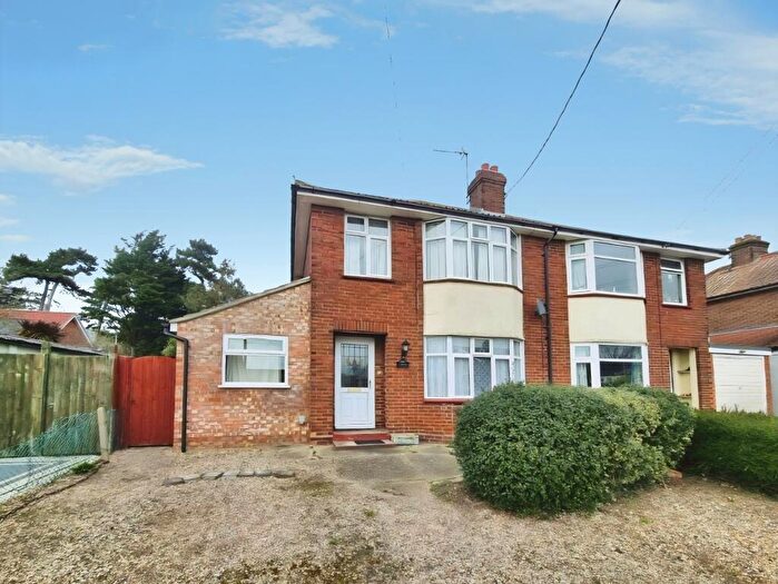 3 Bedroom Semi Detached House For Sale In Estuary Crescent, Shotley Gate, IP9