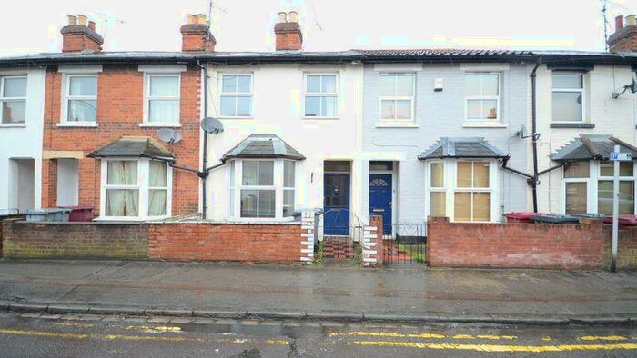 2 Bedroom Terraced House To Rent In Cardiff Road, Reading, RG1