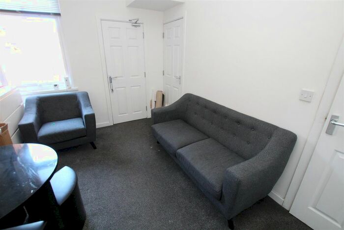 4 Bedroom Property To Rent In Aubrey Street, Middlesbrough, TS1