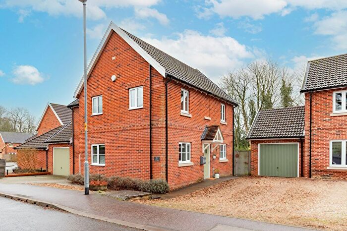 4 Bedroom Detached House For Sale In Oak Meadow, Shipdham, IP25