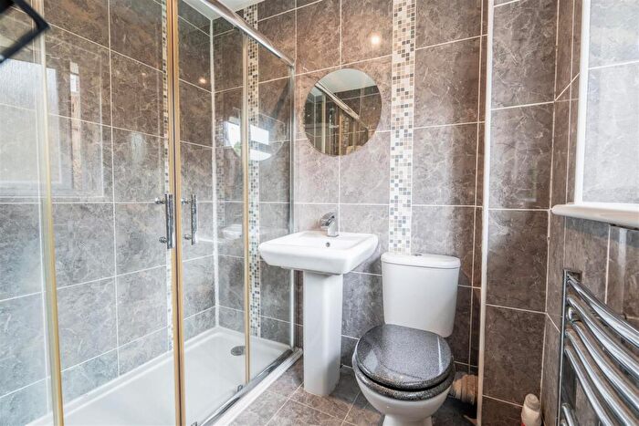 2 Bedroom End Of Terrace House For Sale In Kirkton Road, Cambuslang, Glasgow, G72