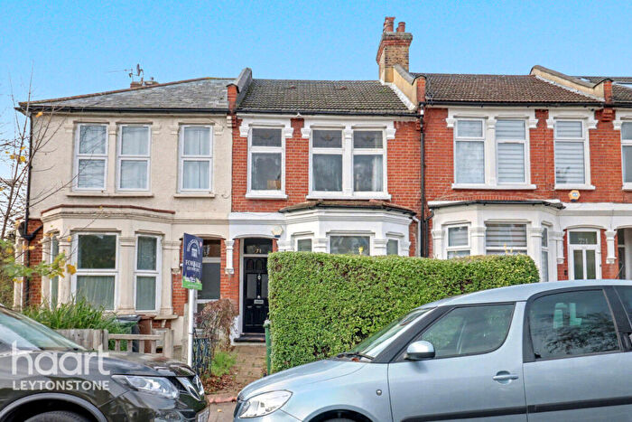 2 Bedroom Flat For Sale In Poppleton Road, Leytonstone, E11
