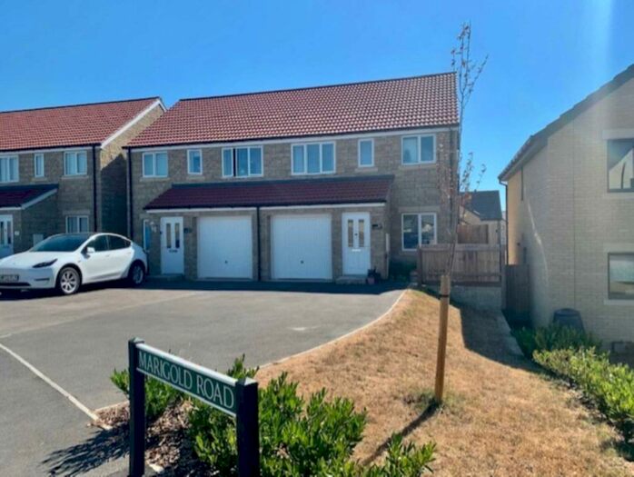 3 Bedroom Semi-Detached House To Rent In Marigold Road, Frome, BA11