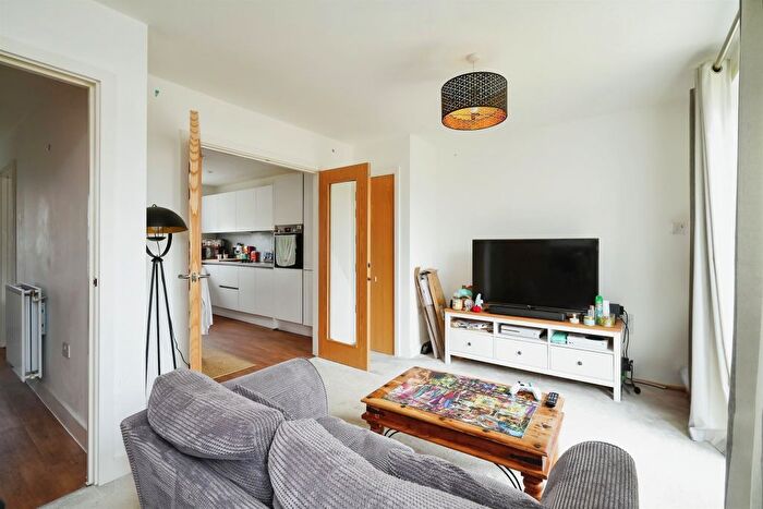 2 Bedroom End Of Terrace House For Sale In Blueberry Drive, Bicester, OX27