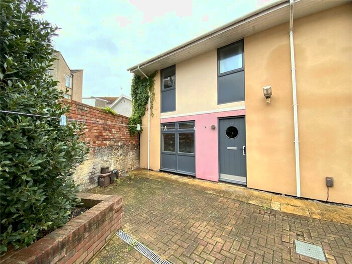 2 Bedroom House To Rent In Villiers Road, Bristol, BS5