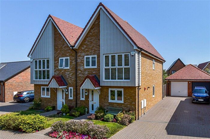 3 Bedroom Semi-Detached House For Sale In Pearmain Way, New Romney, Kent, TN28