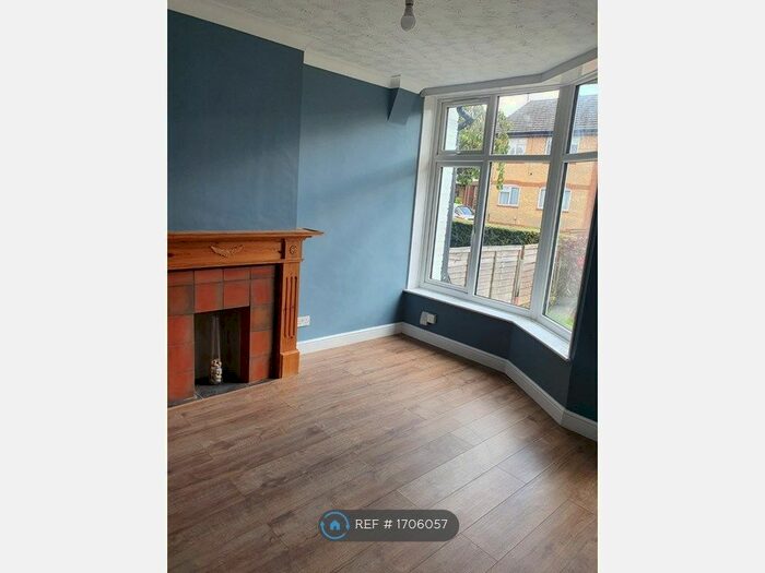 3 Bedroom Terraced House To Rent In Haycroft Road, Stevenage, SG1