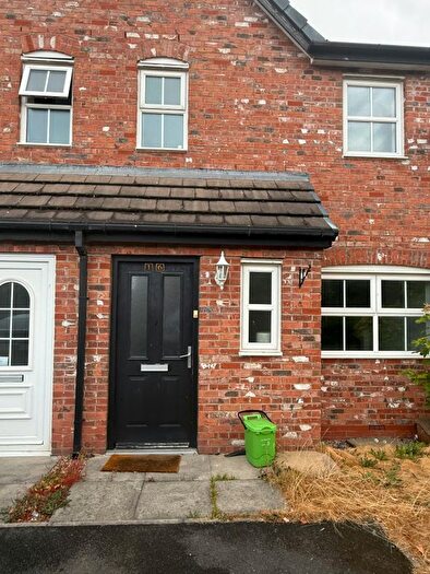 3 Bedroom Town House To Rent In Farrier Court, Crewe, CW1
