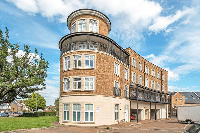 2 Bedroom Flat For Sale In Jefferson Place, Bromley, BR2