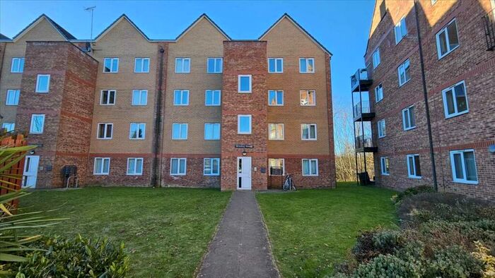 2 Bedroom Apartment To Rent In Brindley House, Tapton Lock, S41