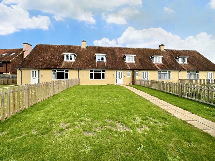 2 Bedroom Cottage To Rent In Sutton Scotney, Winchester, SO21