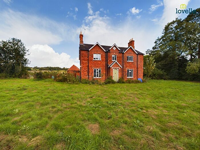 4 Bedroom Detached House For Sale In Mine Road, Nettleton, LN7
