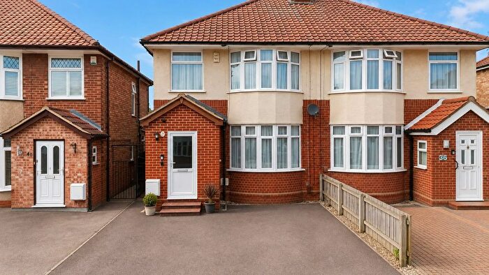 3 Bedroom Semi-detached House For Sale In Castle Road, Ipswich, IP1