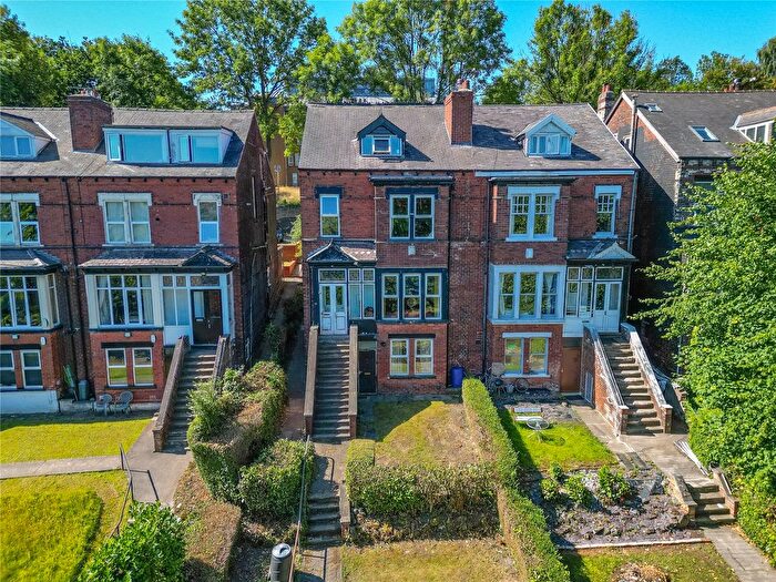 7 Bedroom Semi-Detached House For Sale In Ridge Terrace, Leeds, West Yorkshire, LS6