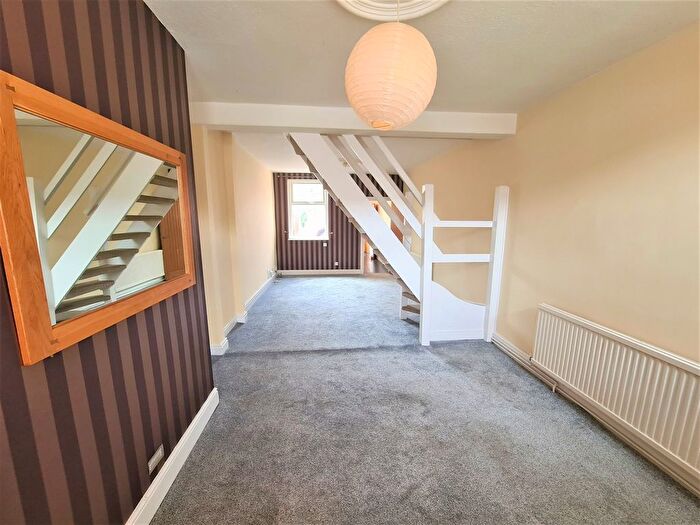 2 Bedroom Terraced House To Rent In Station Street, Wigston, LE18