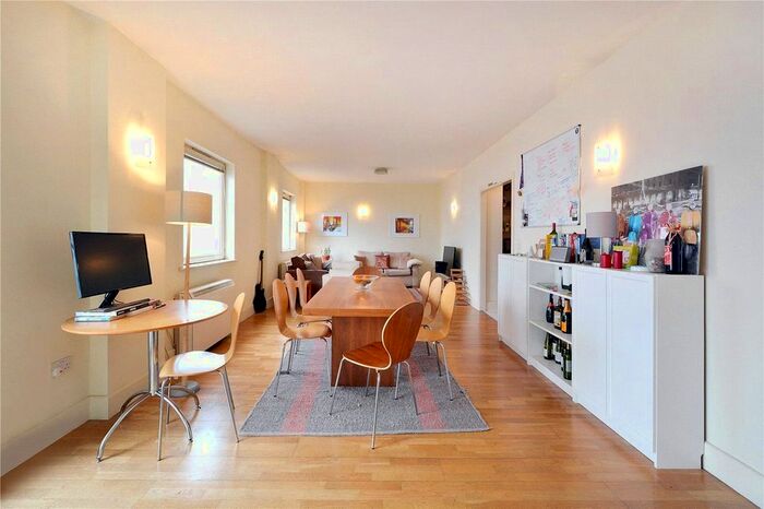 2 Bedroom Flat To Rent In Artichoke Hill, London, E1W