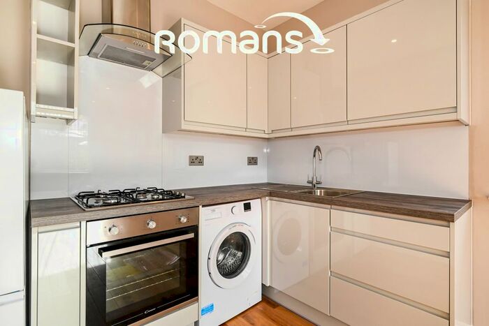 1 Bedroom Flat To Rent In Barley Way, Fleet, GU51