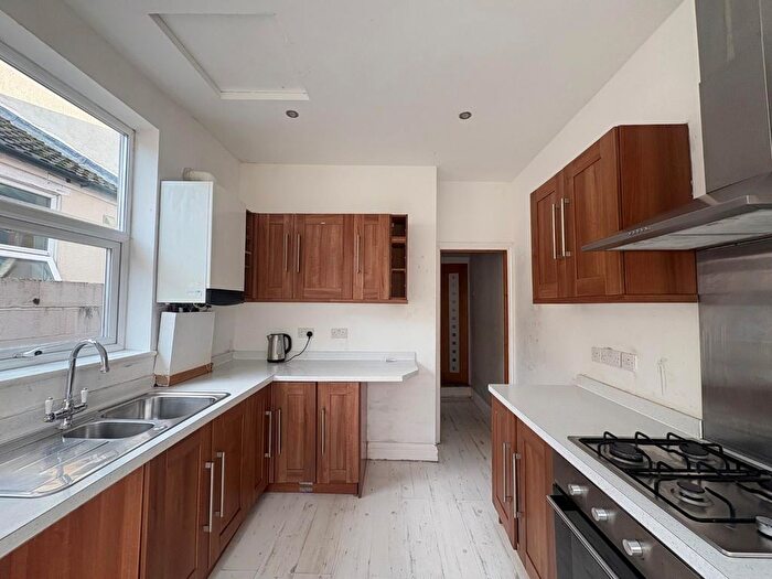 2 Bedroom Property To Rent In Cranleigh Road, Portsmouth, PO1