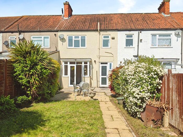 3 Bedroom House To Rent In Castleton Road, Mitcham, CR4