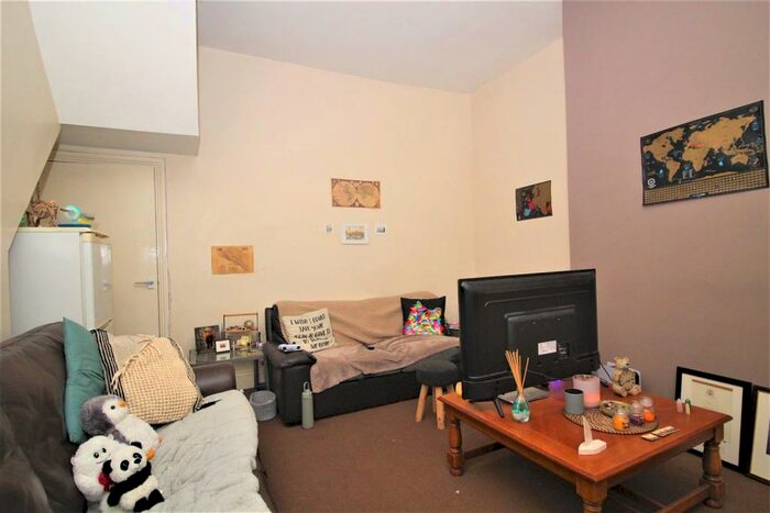 2 Bedroom Terraced House To Rent In Chester Street, Newcastle Upon Tyne, NE2