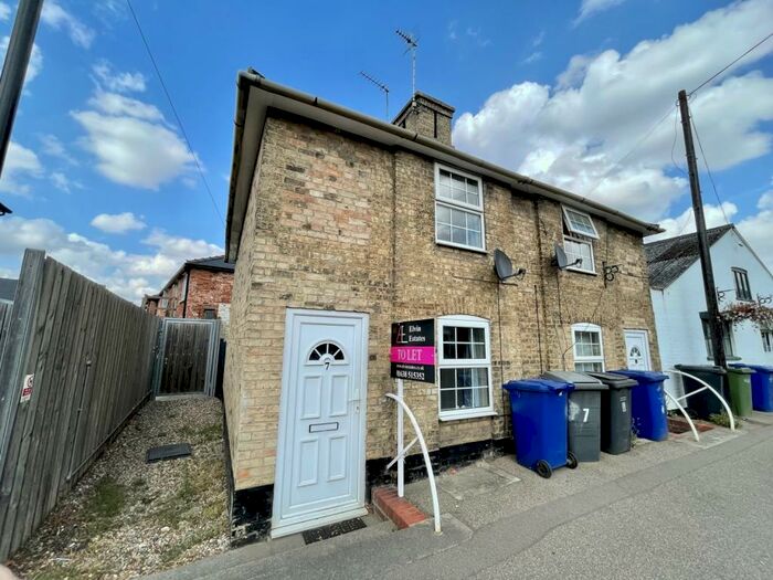 1 Bedroom Semi-Detached House To Rent In Newmarket, Suffolk, CB8