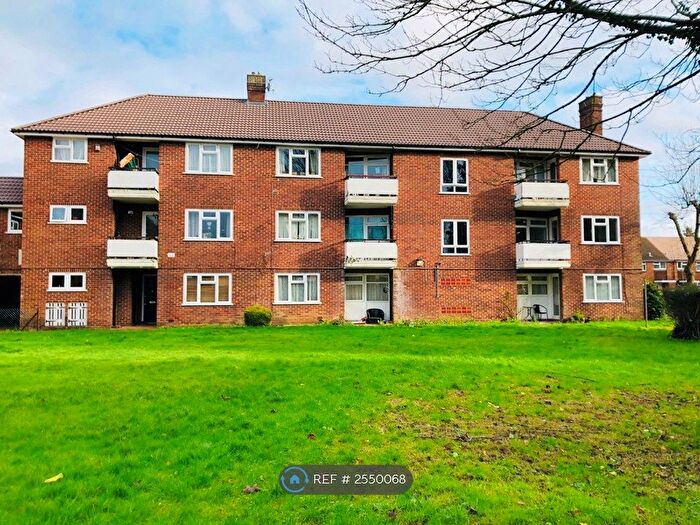 2 Bedroom Flat To Rent In Shepherds Close, Beaconsfield, HP9