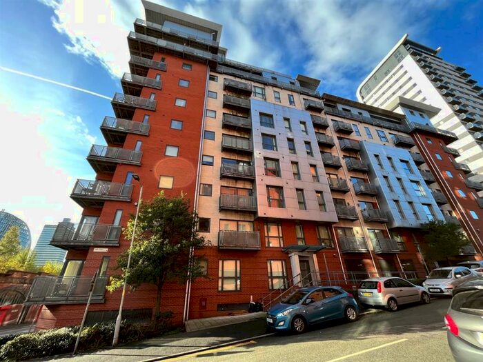 2 Bedroom Flat To Rent In Melia House, Lord Street, Manchester, M4