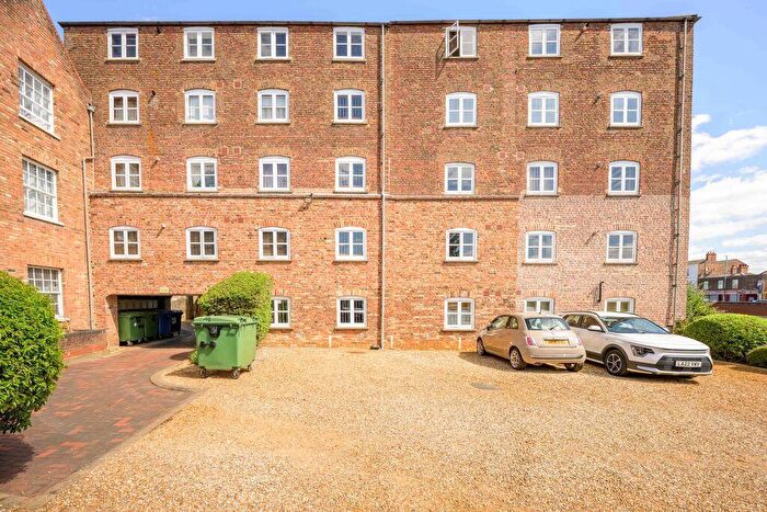 1 Bedroom Flat For Sale In Schooner Wharf, Wisbech, PE13