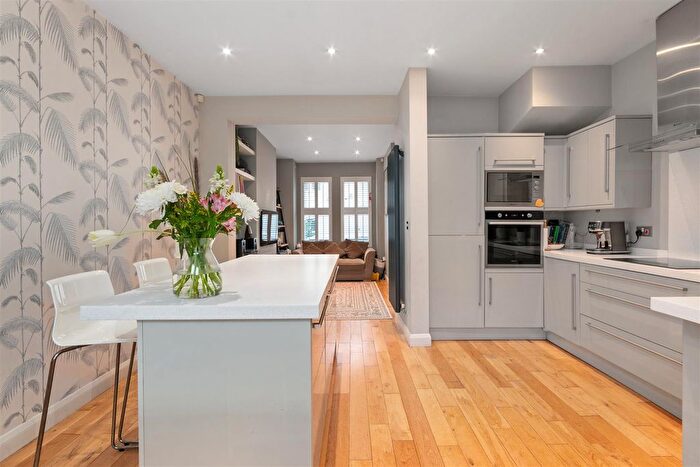 3 Bedroom Terraced House For Sale In Gore Road, Raynes Park, SW20