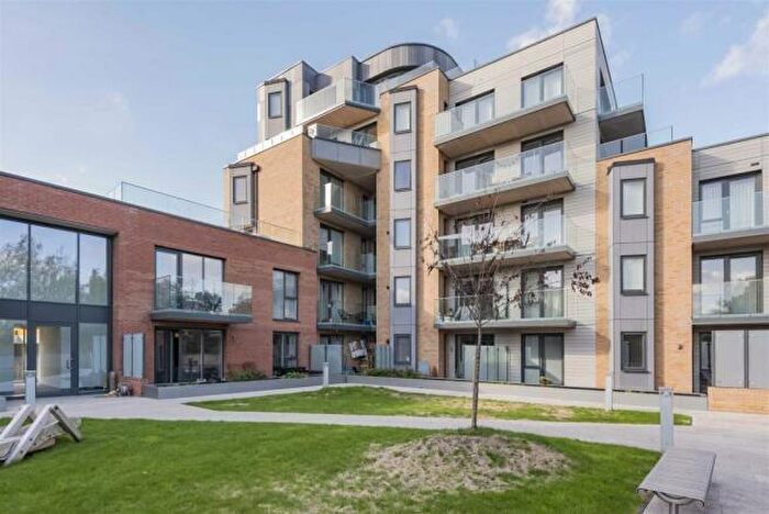 2 Bedroom Apartment To Rent In Berkeley Avenue, Reading, RG1