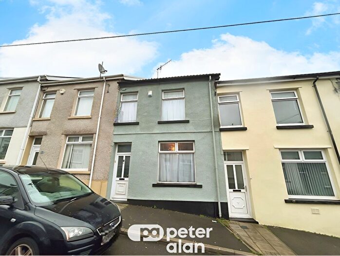 4 Bedroom Terraced House To Rent In Tanybryn Place, Merthyr Tydfil, CF47
