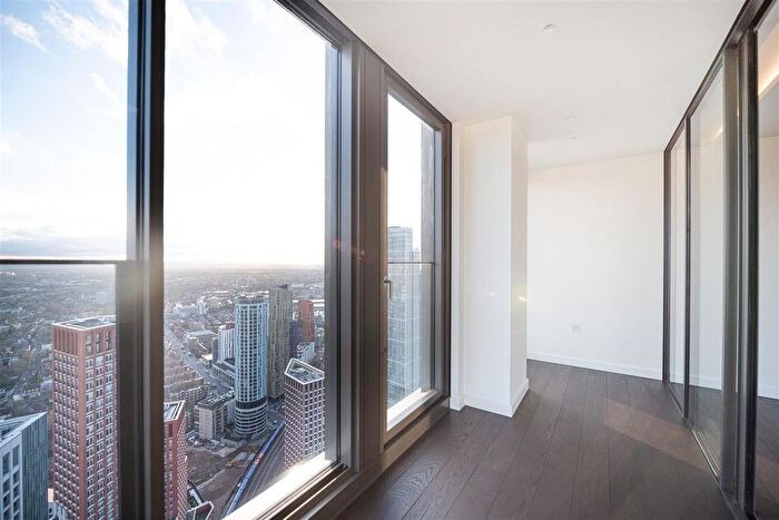 3 Bedroom Flat To Rent In Damac Tower, Bondway, London, SW8