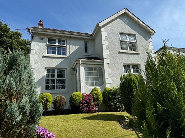 4 Bedroom Detached House For Sale In Heol Capel Ifan, Pontyberem, Llanelli, Carmarthenshire., SA15