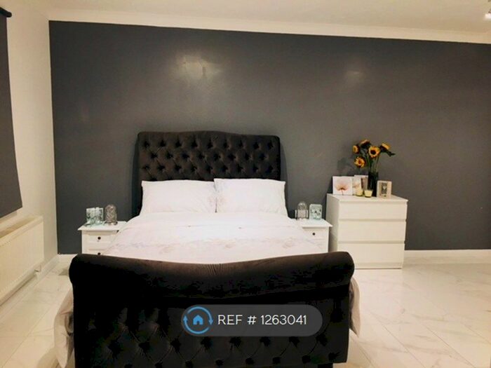 4 Bedroom Terraced House To Rent In Henry Bird Way, Northampton, NN4