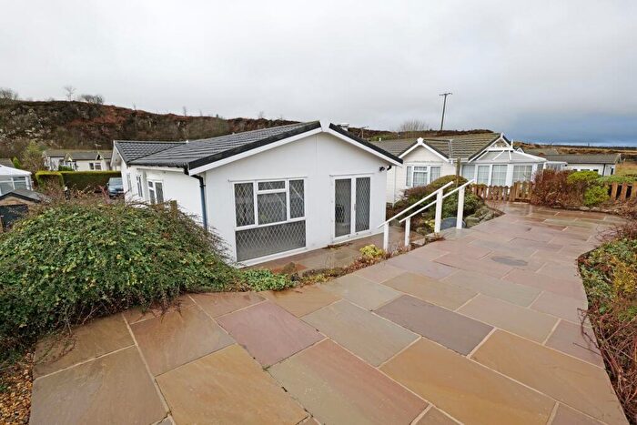 3 Bedroom Park Home For Sale In Dales View Park, Salterforth, BB18