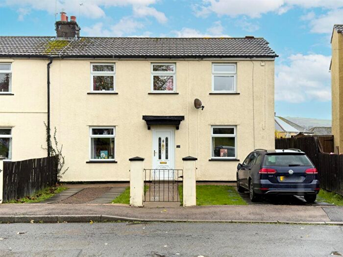 3 Bedroom Semi Detached House For Sale In Brynwern, Pontypool, NP4