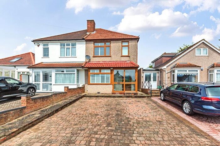 3 Bedroom Semi-Detached House For Sale In Blackfen Road, Sidcup, DA15