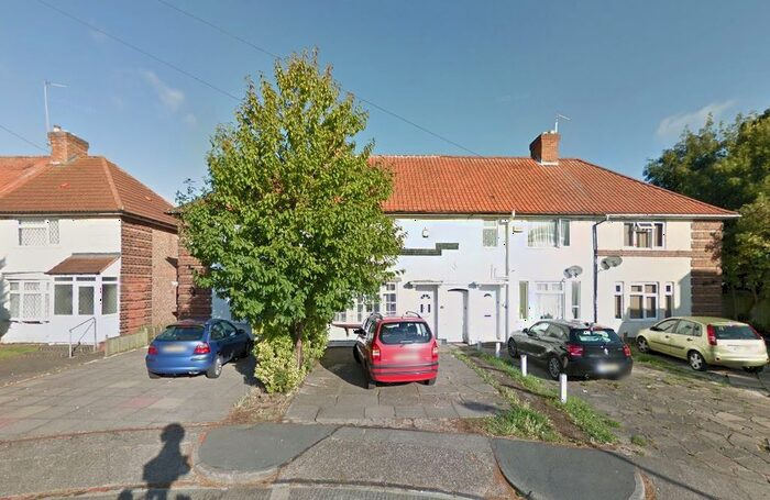 3 Bedroom Terraced House To Rent In Broom Hall Grove, Birmingham, B27