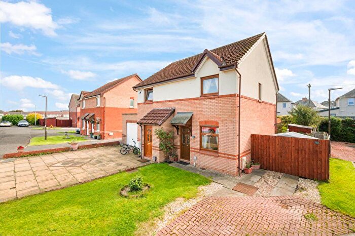2 Bedroom Semi-Detached House For Sale In Harlawhill Gardens, Prestonpans, East Lothian, EH32