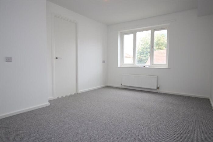 1 Bedroom Flat To Rent In Portland Place, Frome, BA11