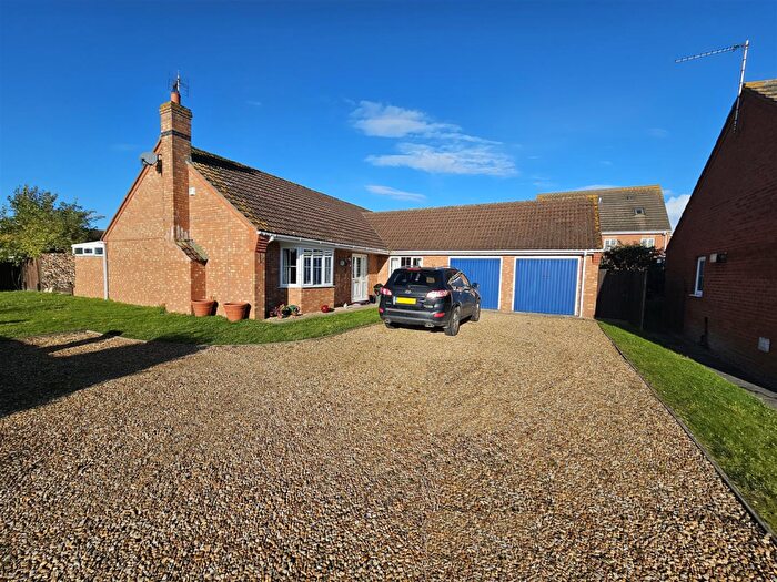 3 Bedroom Detached Bungalow To Rent In Teal Grove, Cowbit, PE12