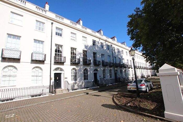 2 Bedroom Flat To Rent In London Road, Reading, Reading, RG1