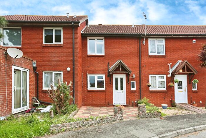3 Bedroom Terraced House For Sale In Cheriton Road, Gosport, PO12
