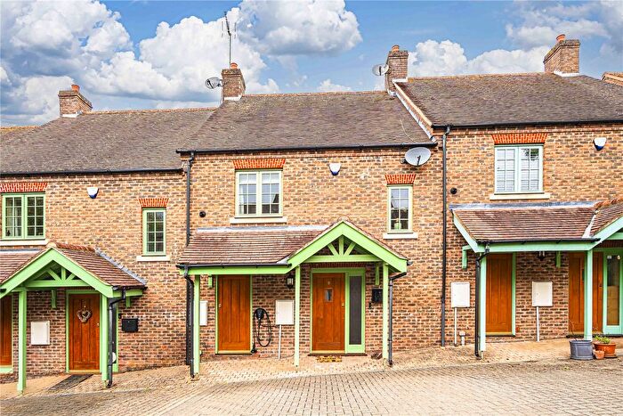 5 Bedroom Terraced House For Sale In Cowslip Meadow, Berkhamsted, Hertfordshire, HP4